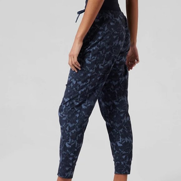 Athleta Trekkie North Jogger size 20 Blue - Picture 3 of 4